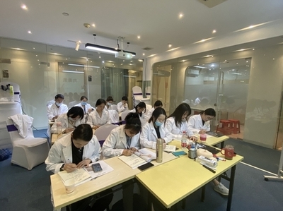 微整形技術(shù)培訓(xùn) 從零開始，如何選擇專業(yè)的培訓(xùn)機構(gòu)